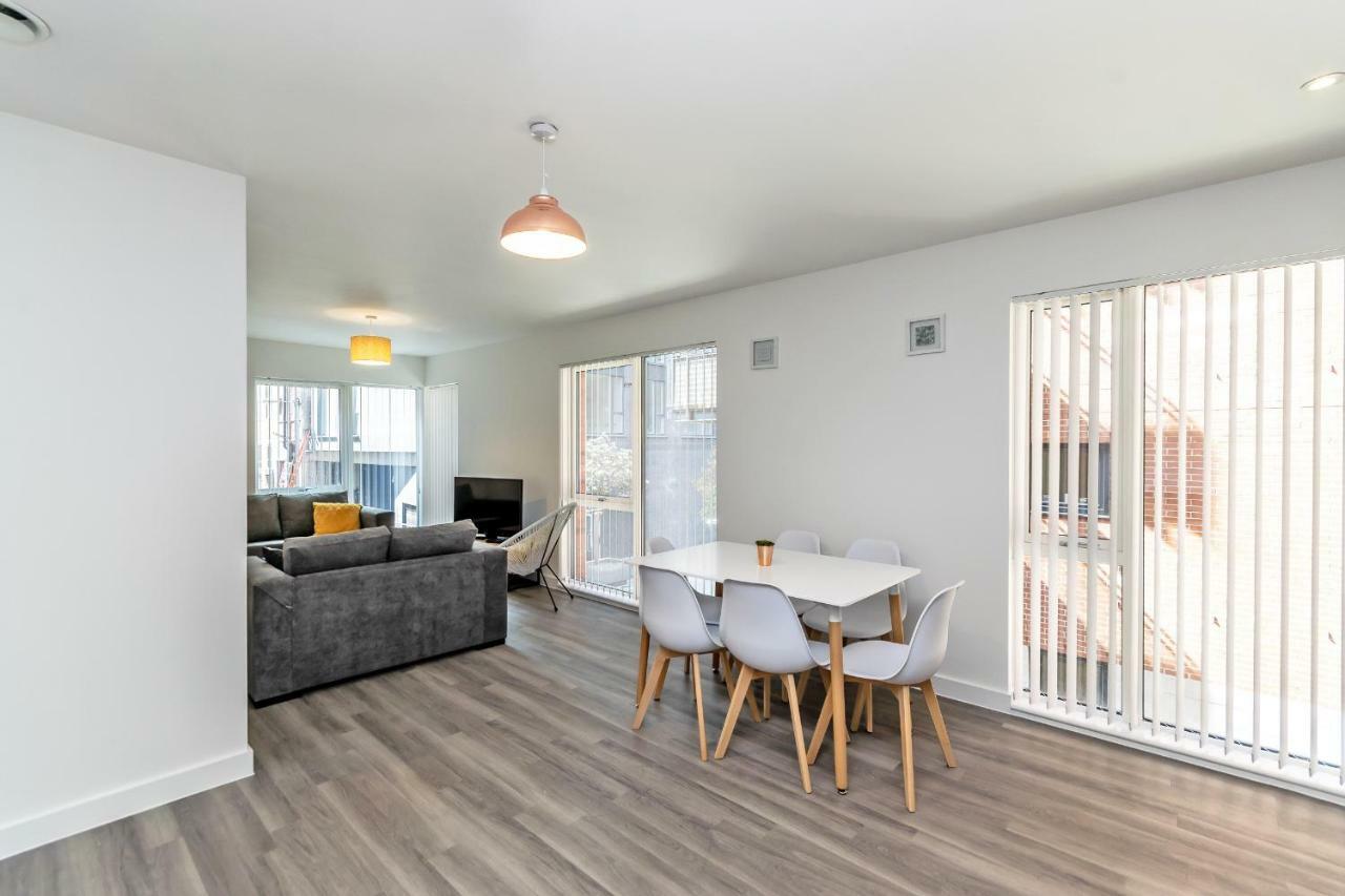 Halo House Apartments Манчестер Екстер'єр фото